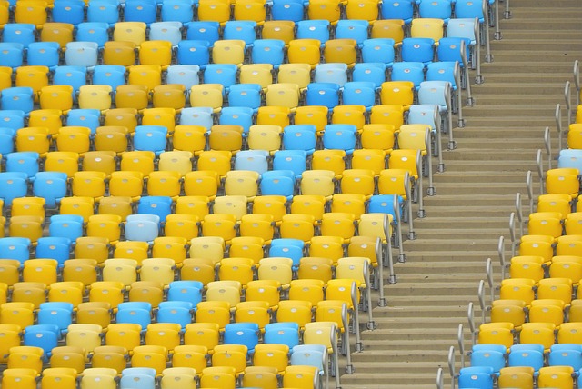 更是一种凝 更是一种凝